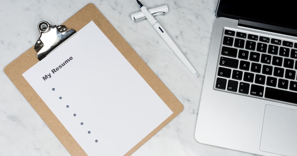 エンディングノートの無料テンプレート｜ダウンロードと使い方